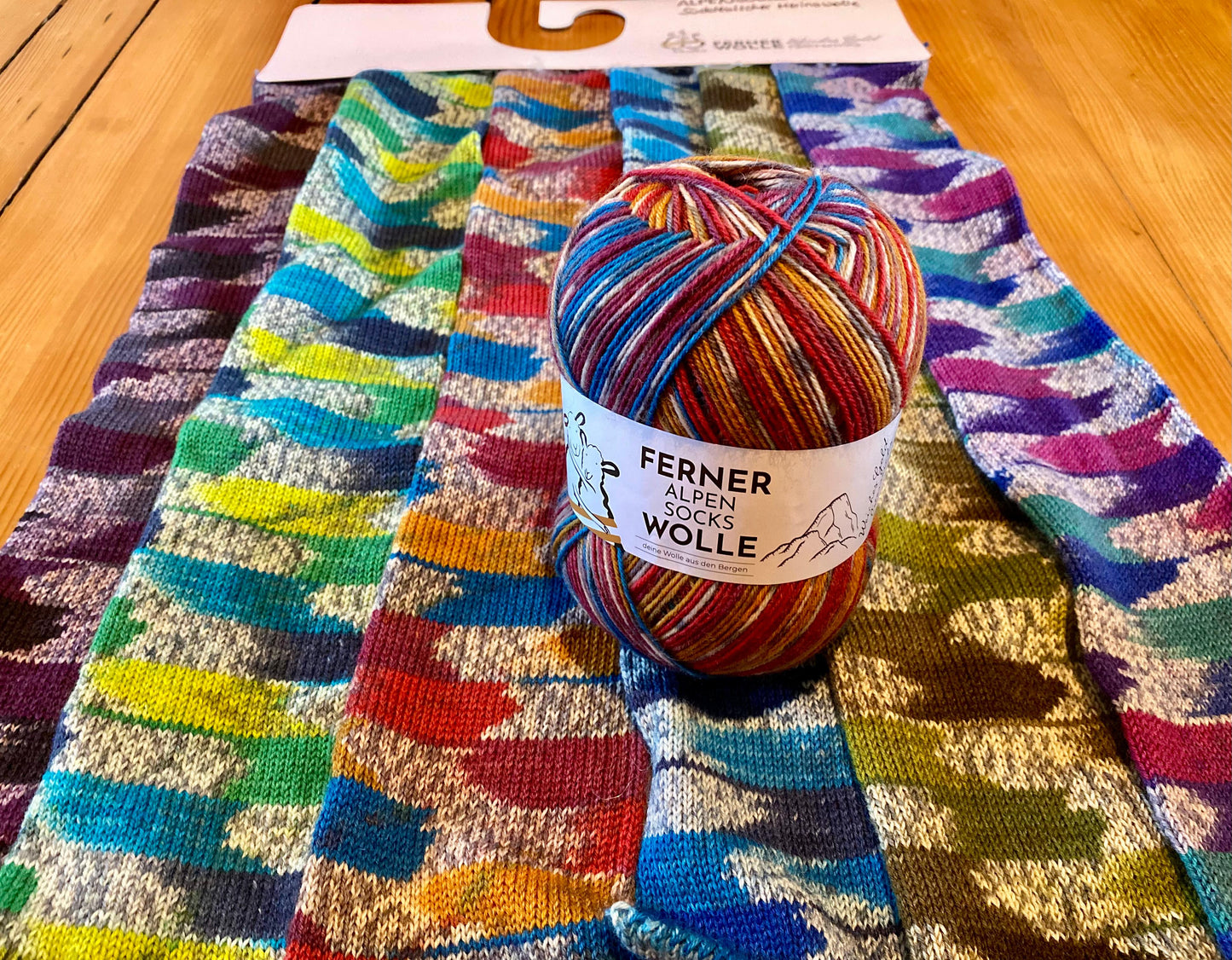 Ferner "Alpensocks" (4fach, Süddeutsche Merinowolle)